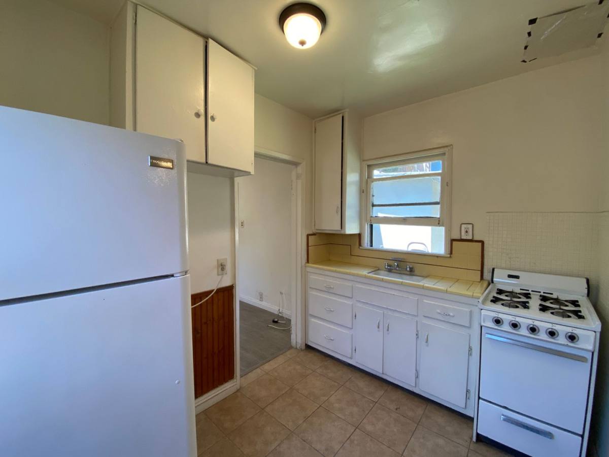 Apartment for rent at 11427-11429 1 2 Garvey Ave, El Monte, CA 91732