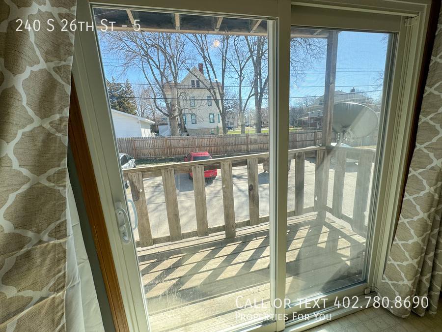 Apartment for rent at 240 S 26th St #5, Lincoln, NE 68510