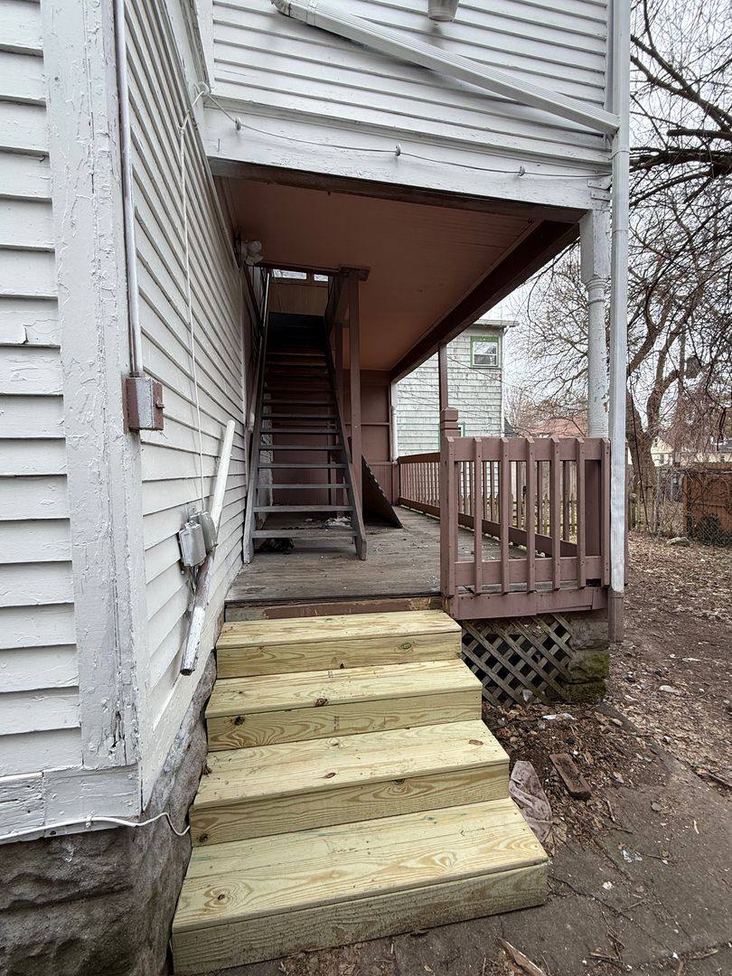 Apartment for rent at 1132 Monroe Ave, Rochester, NY 14620
