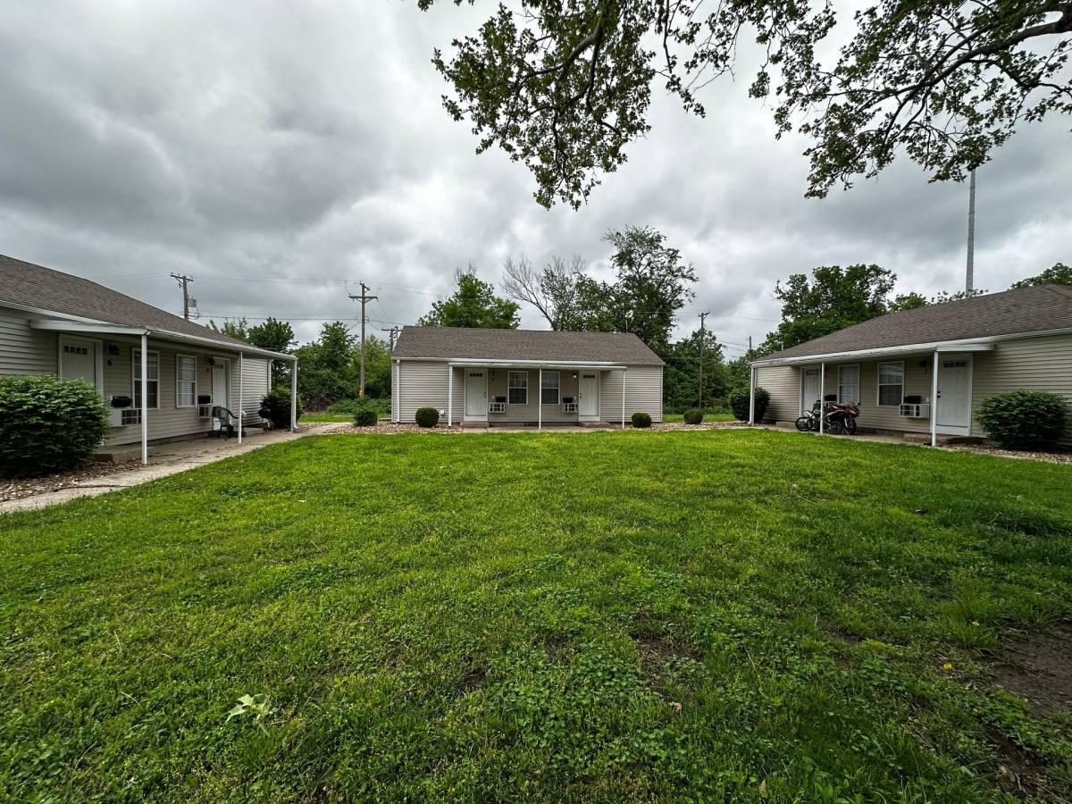 Apartment for rent at 1900 W 10th St, Sedalia, MO 65301