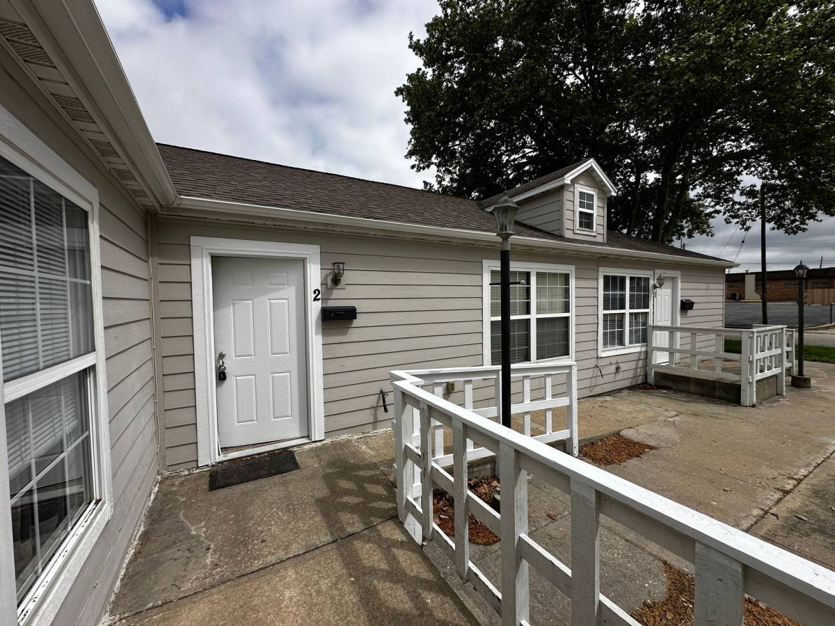 Apartment for rent at 1900 W 10th St, Sedalia, MO 65301