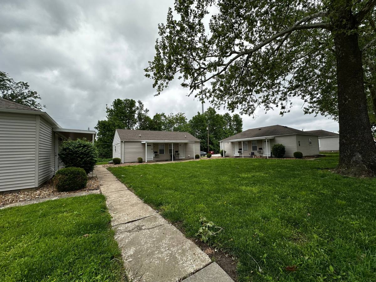 Apartment for rent at 1900 W 10th St, Sedalia, MO 65301
