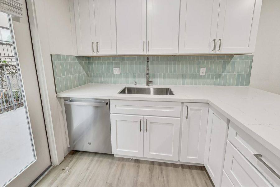 Apartment for rent at 2537 Ellsworth St #C, Berkeley, CA 94704
