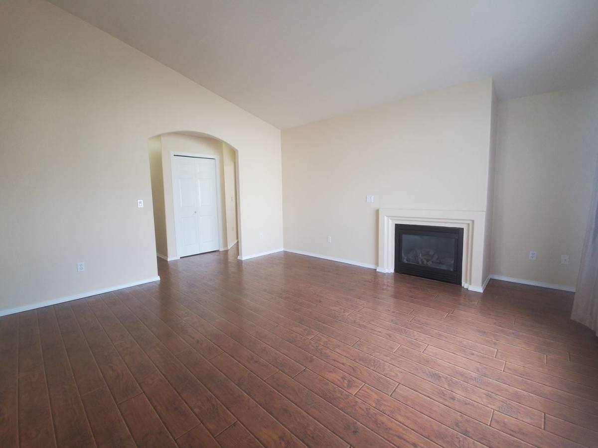 House for rent at 2421 S Arthur Court, Kennewick, WA 99338