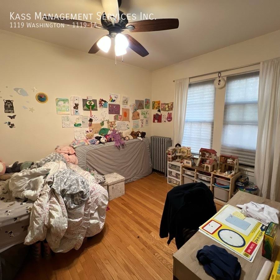 Apartment for rent at 1119 Washington #1A, Oak Park, IL 60302
