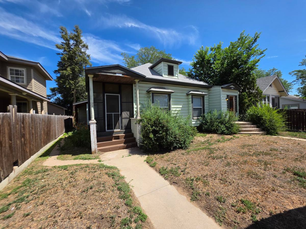 Apartment for rent at 1221-1223 N 13th St, Greeley, CO 80631