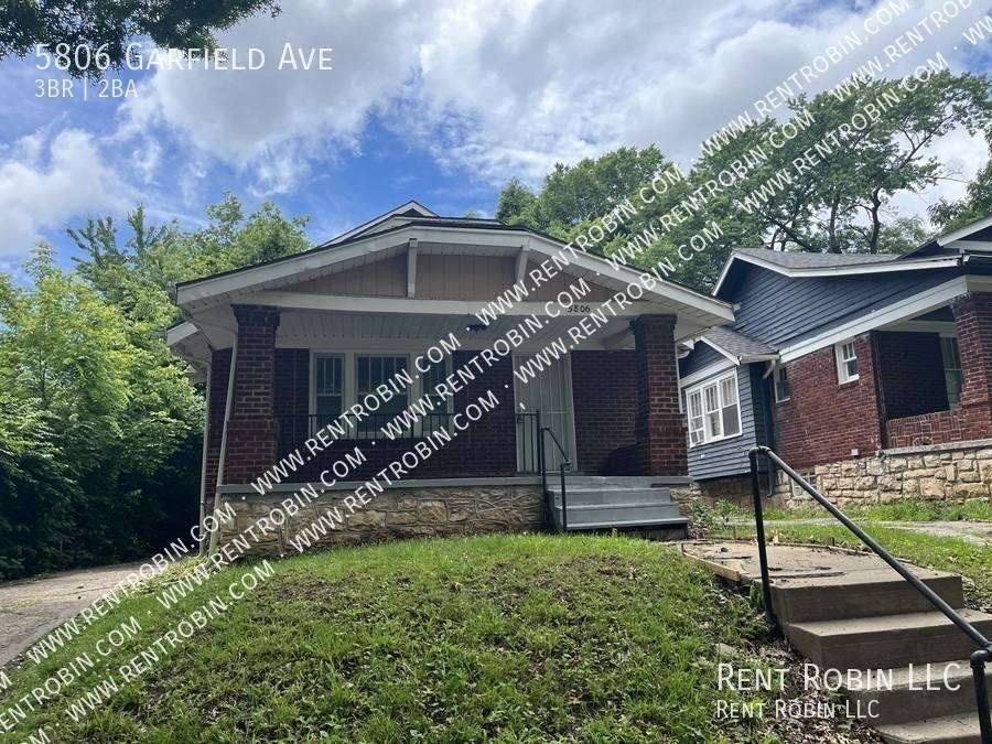 House for rent at 5806 Garfield Ave, Kansas City, MO 64130