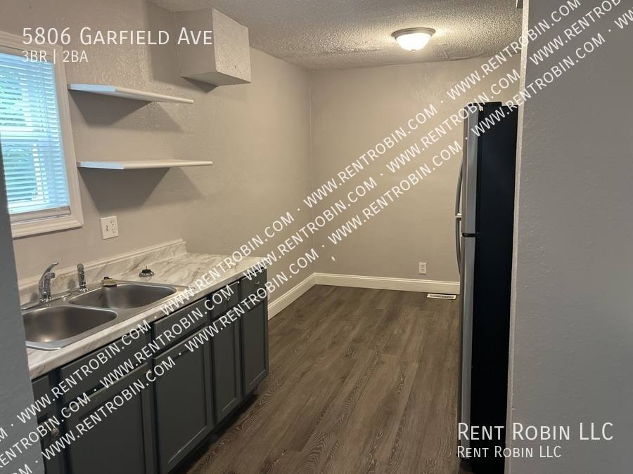 House for rent at 5806 Garfield Ave, Kansas City, MO 64130