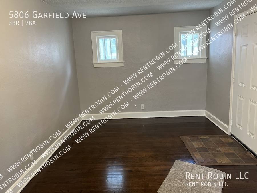 House for rent at 5806 Garfield Ave, Kansas City, MO 64130