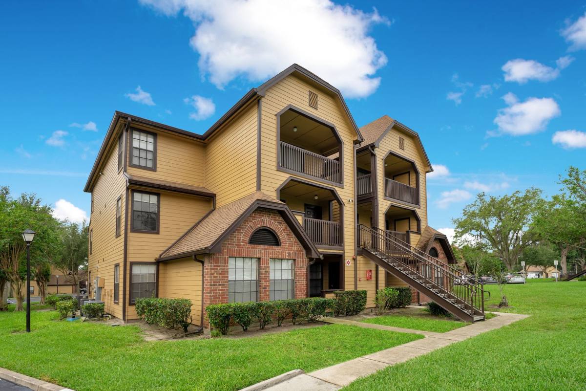 Condo for rent at 370 Lake Tahoe Court #202, Altamonte Springs, FL 32701