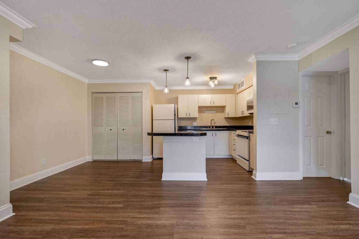 Condo for rent at 370 Lake Tahoe Court #202, Altamonte Springs, FL 32701