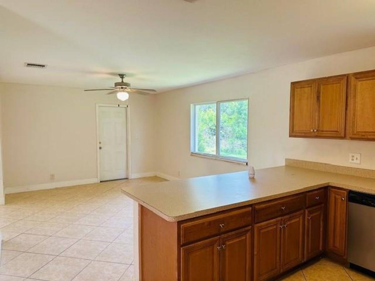 House for rent at 3421 Helena Dr, Lake Worth, FL 33461