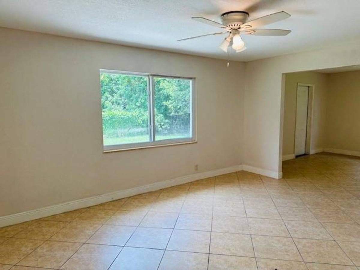 House for rent at 3421 Helena Dr, Lake Worth, FL 33461