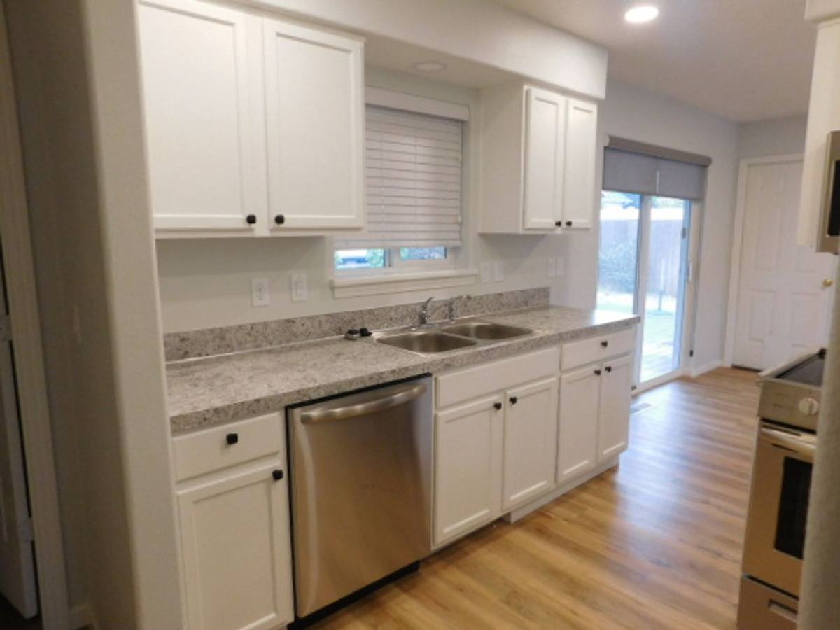 Townhouse for rent at 5351 Landon St SE, Salem, OR 97306