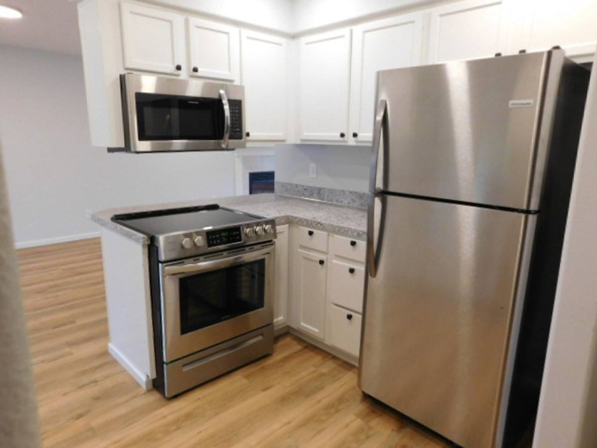 Townhouse for rent at 5351 Landon St SE, Salem, OR 97306