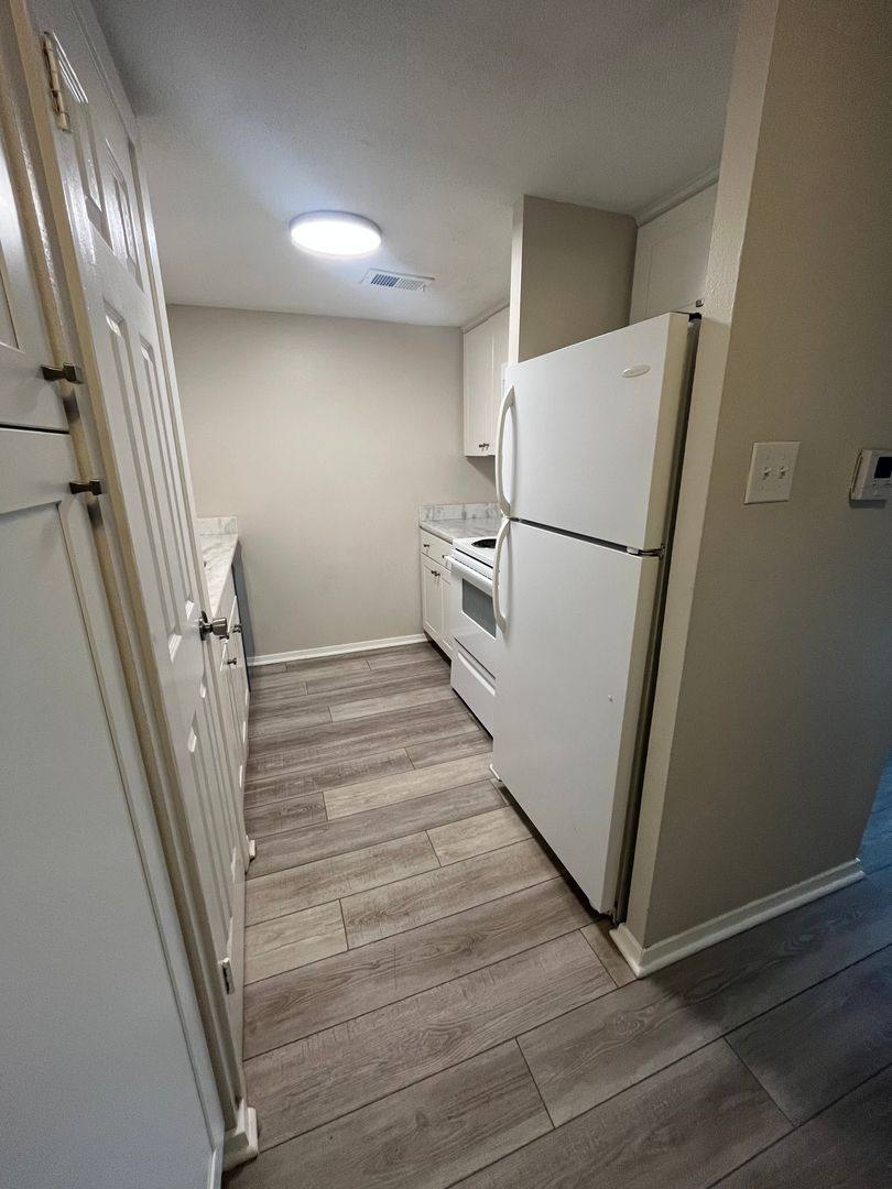 Condo for rent at 635 Patterson, Memphis, TN 38111