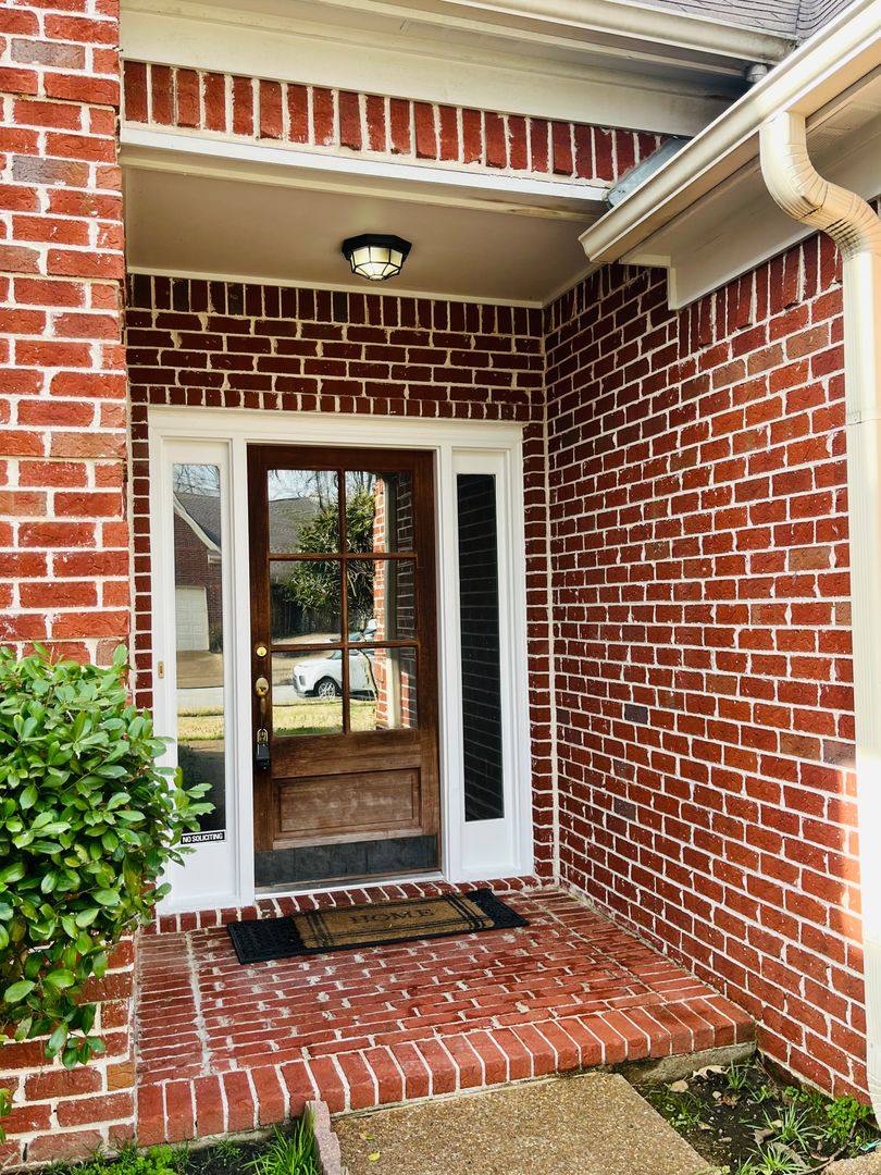 House for rent at 8570 Meadow Green Dr, Cordova, TN 38016