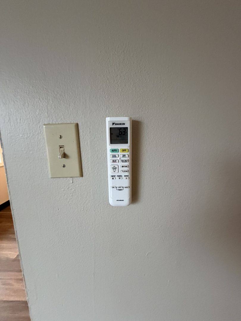 Apartment for rent at 9105-07 NE Hoyt, Portland, OR 97220