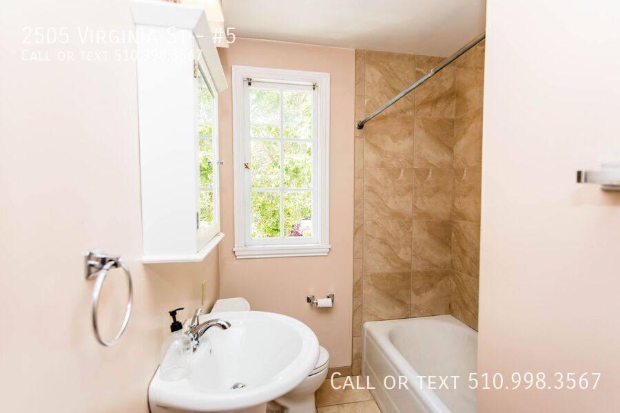 Apartment for rent at 2505 Virginia St #5, Berkeley, CA 94709