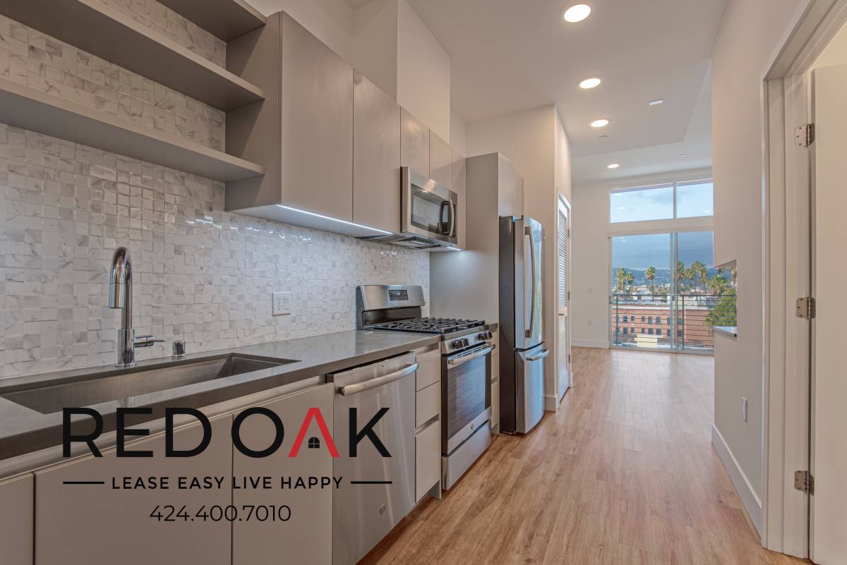 Condo for rent at 453 S Kenmore Ave #708, Los Angeles, CA 90020
