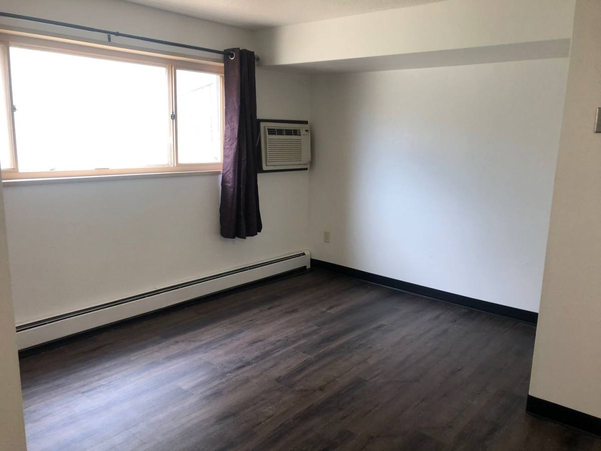 Apartment for rent at 312 12th Avenw, Mandan, ND 58554