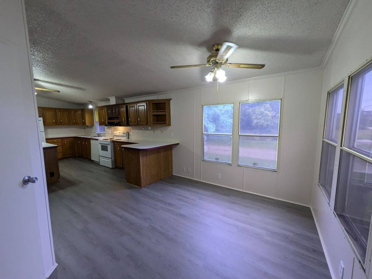 Apartment for rent at 115 Peach St, Vidor, TX 77662