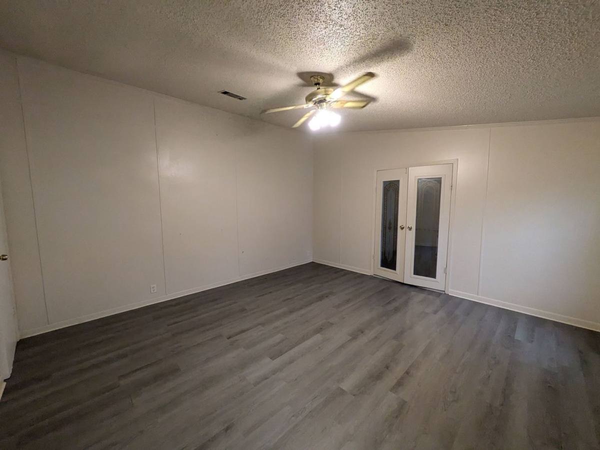 Apartment for rent at 115 Peach St, Vidor, TX 77662