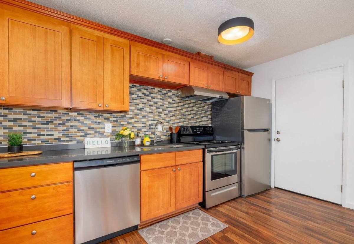 Condo for rent at 7411 N Fessenden St, Portland, OR 97203