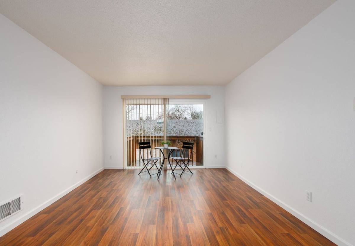 Condo for rent at 7411 N Fessenden St, Portland, OR 97203