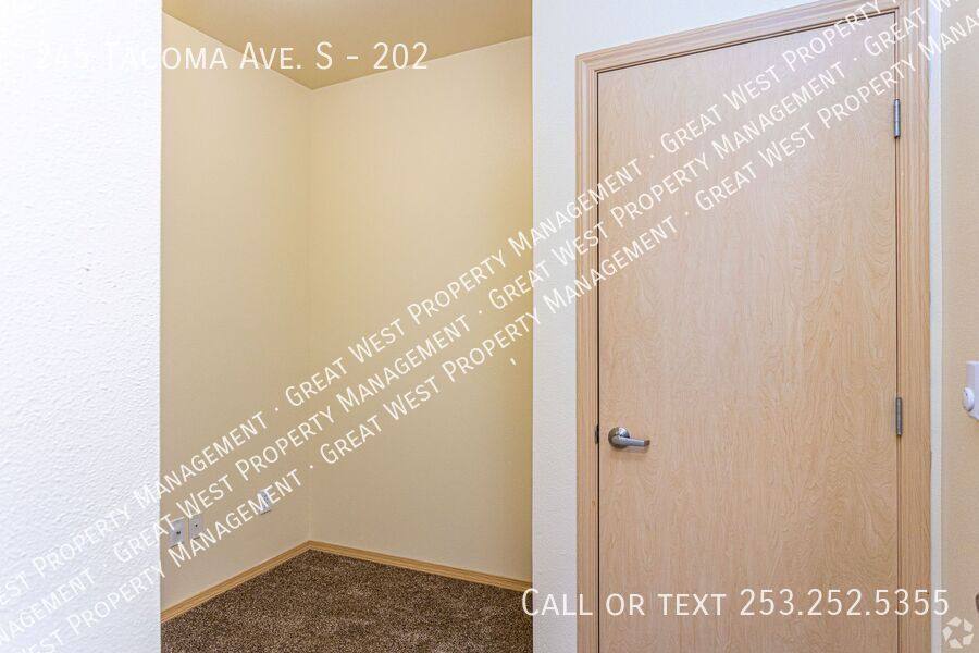Apartment for rent at 245 Tacoma Ave S #202, Tacoma, WA 98402