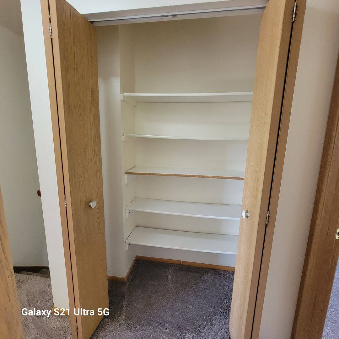 Townhouse for rent at 639 E Monroe Ave #639, Hartford, WI 53027