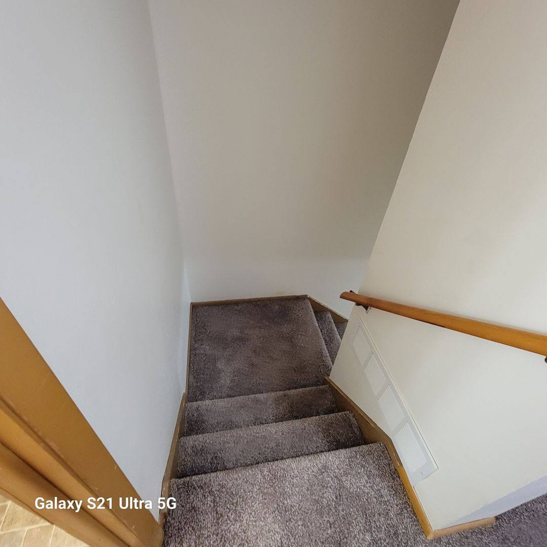 Townhouse for rent at 639 E Monroe Ave #639, Hartford, WI 53027