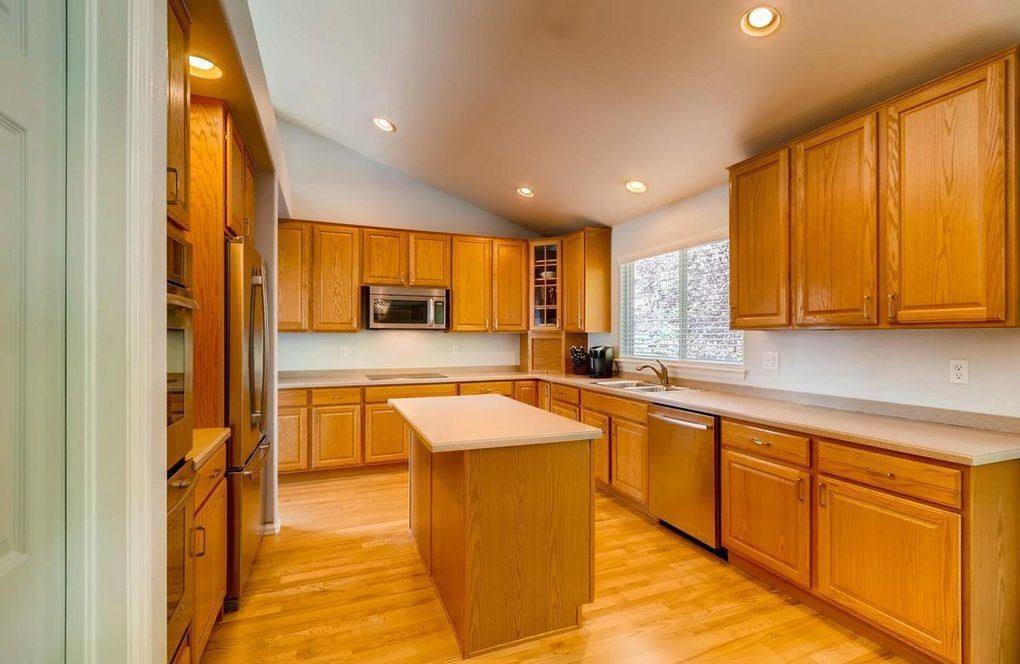 House for rent at 1609 Hallet Peak Dr, Longmont, CO 80503