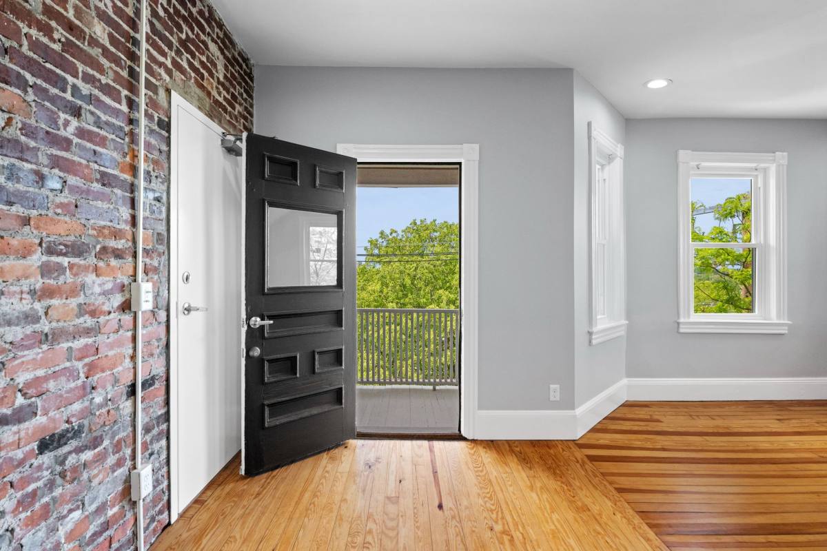 Apartment for rent at 6-8 Pratt St, Providence, RI 02906