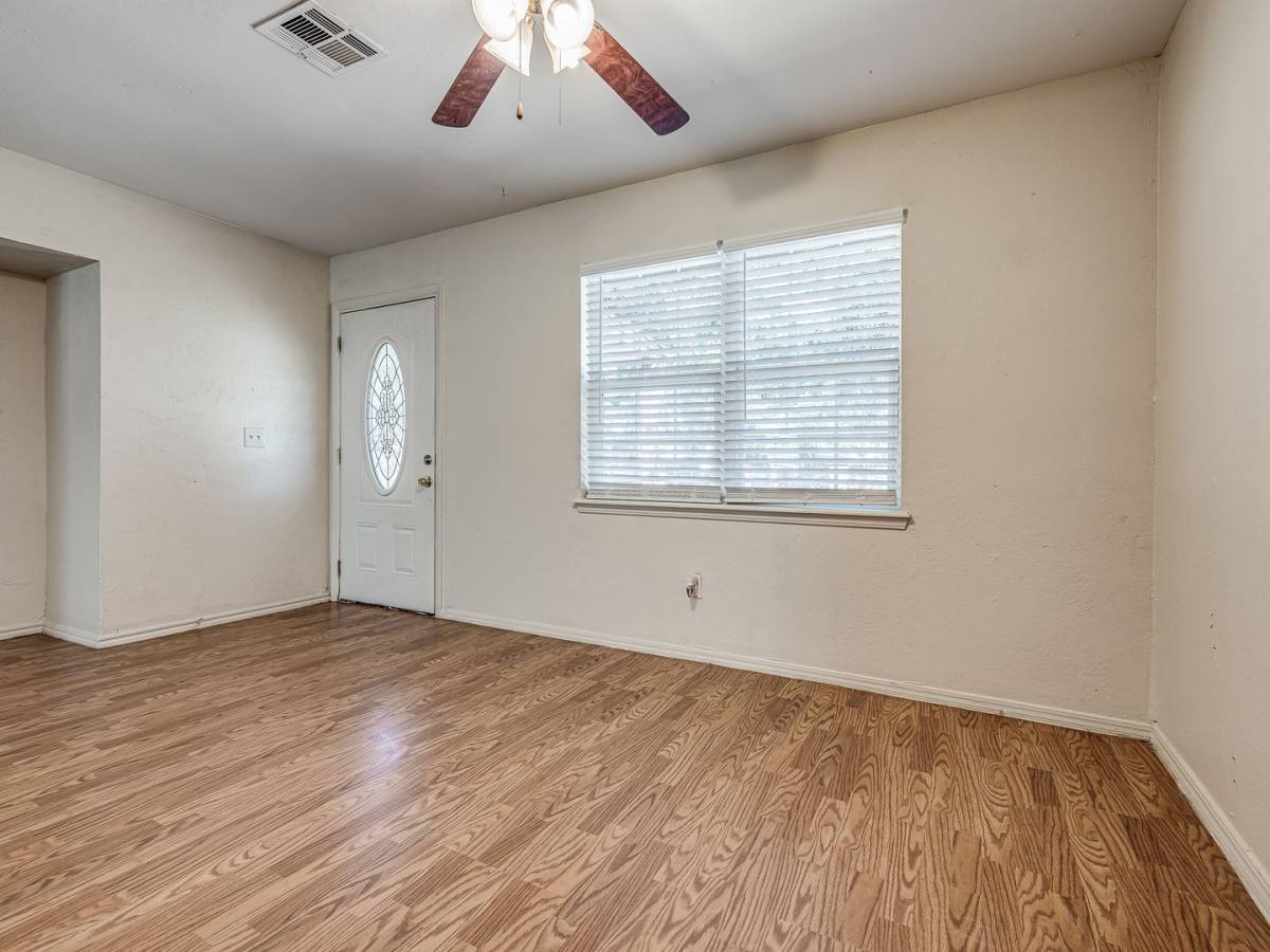 House for rent at 3312 Gwendolyn Lane, Edmond, OK 73034