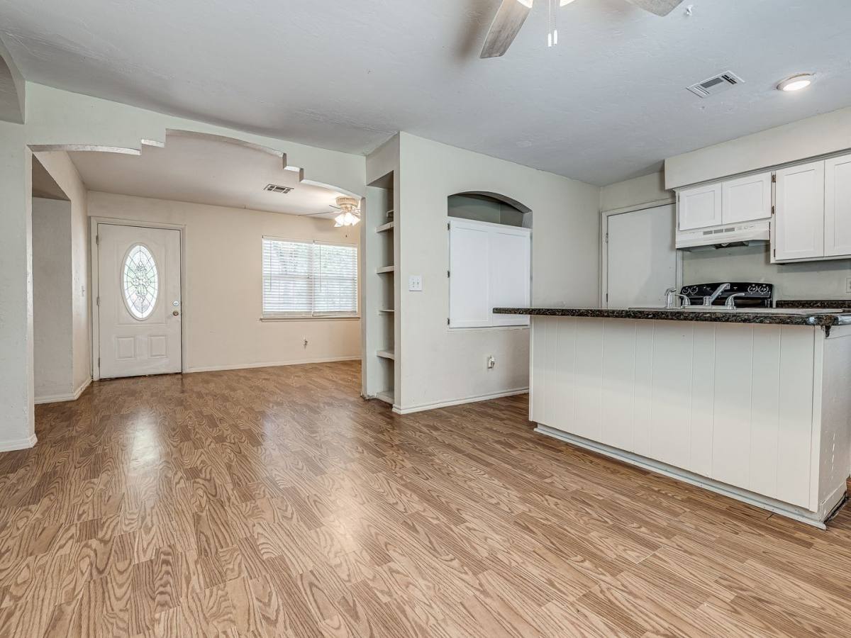 House for rent at 3312 Gwendolyn Lane, Edmond, OK 73034