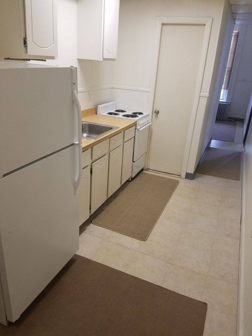 Apartment for rent at 342 Lincoln St, Marlborough, MA 01752