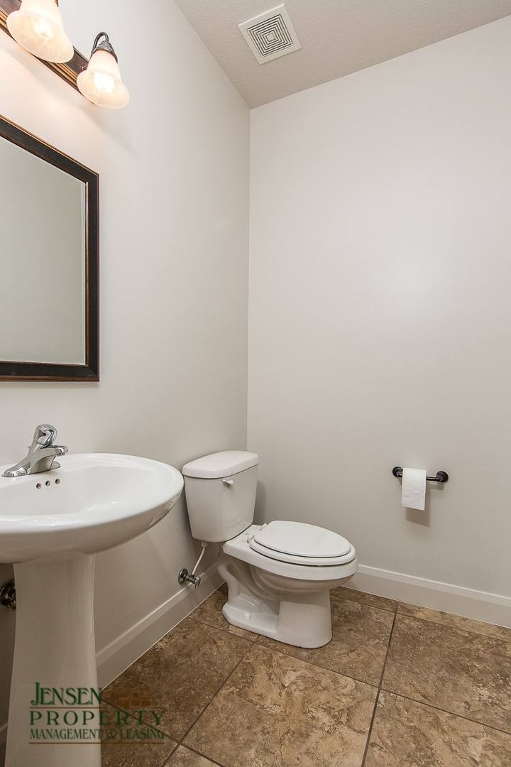 Townhouse for rent at 370 W Buena Vista, Washington, UT 84780
