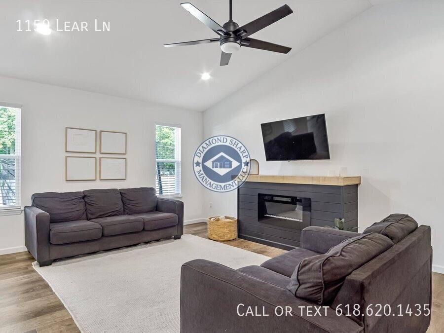House for rent at 1159 Lear Lane, Mascoutah, IL 62258