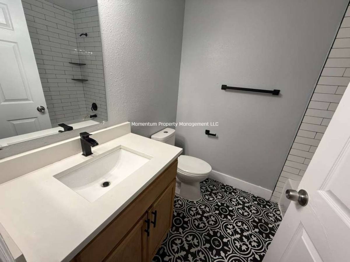 Apartment for rent at 6409 N 41st St, Tampa, FL 33610