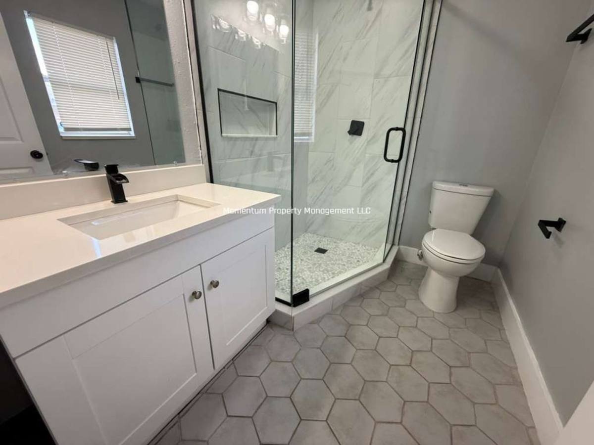Apartment for rent at 6409 N 41st St, Tampa, FL 33610
