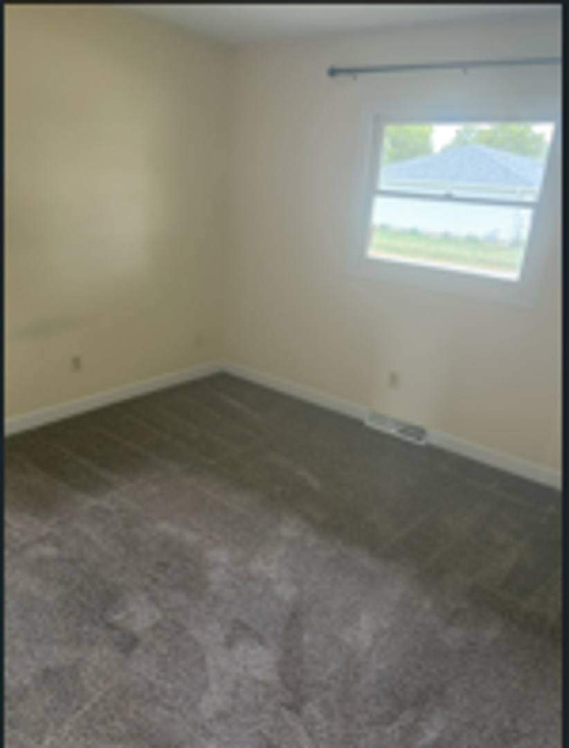 Apartment for rent at 1200 N 7th St, Auburn, IL 62615