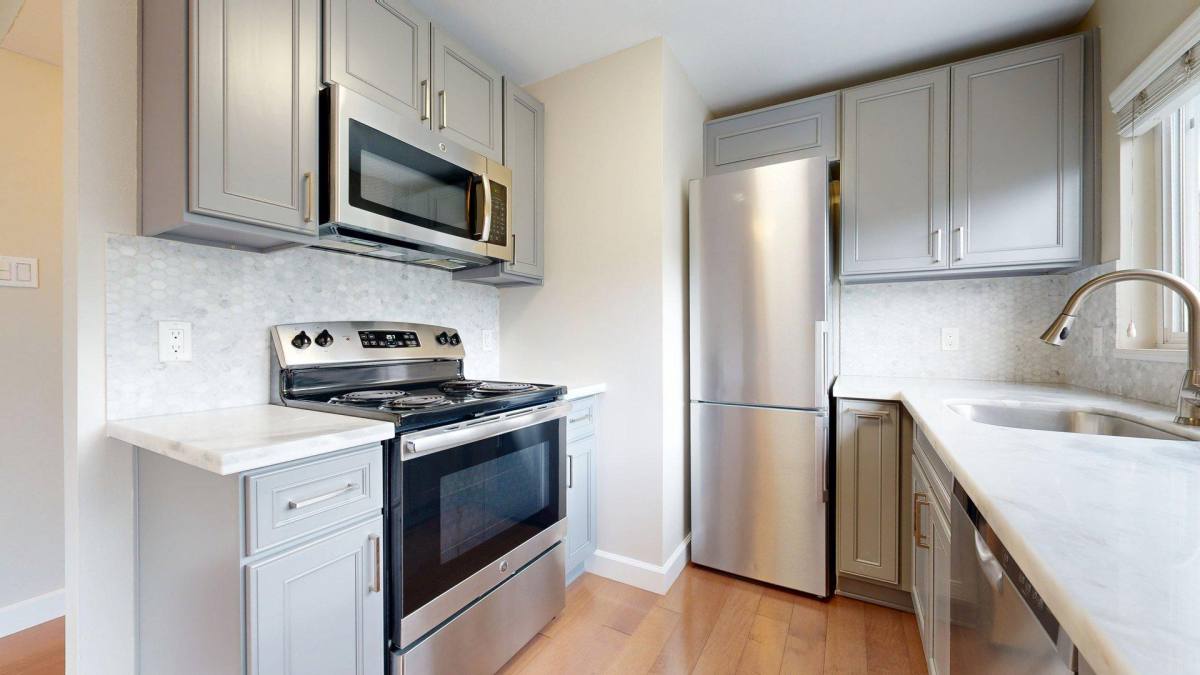 Apartment for rent at 1490 Chestnut St #3, San Francisco, CA 94123