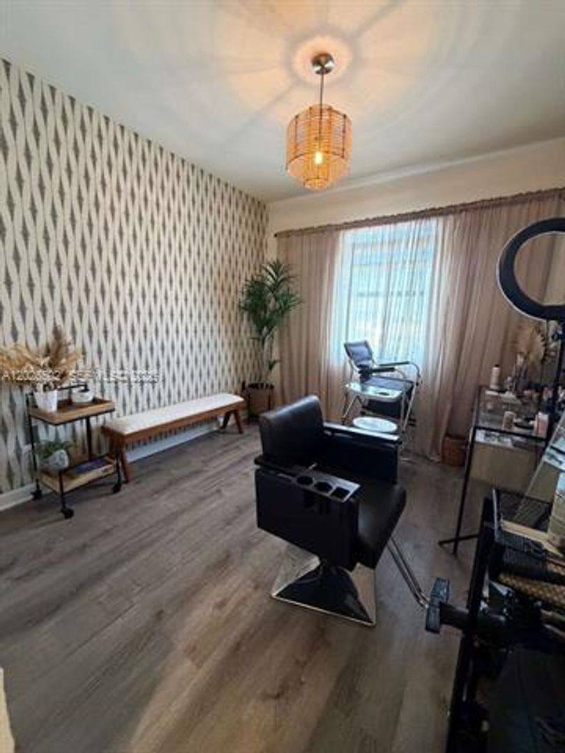 Townhouse for rent at 3332 W 108th St, Hialeah, FL 33018