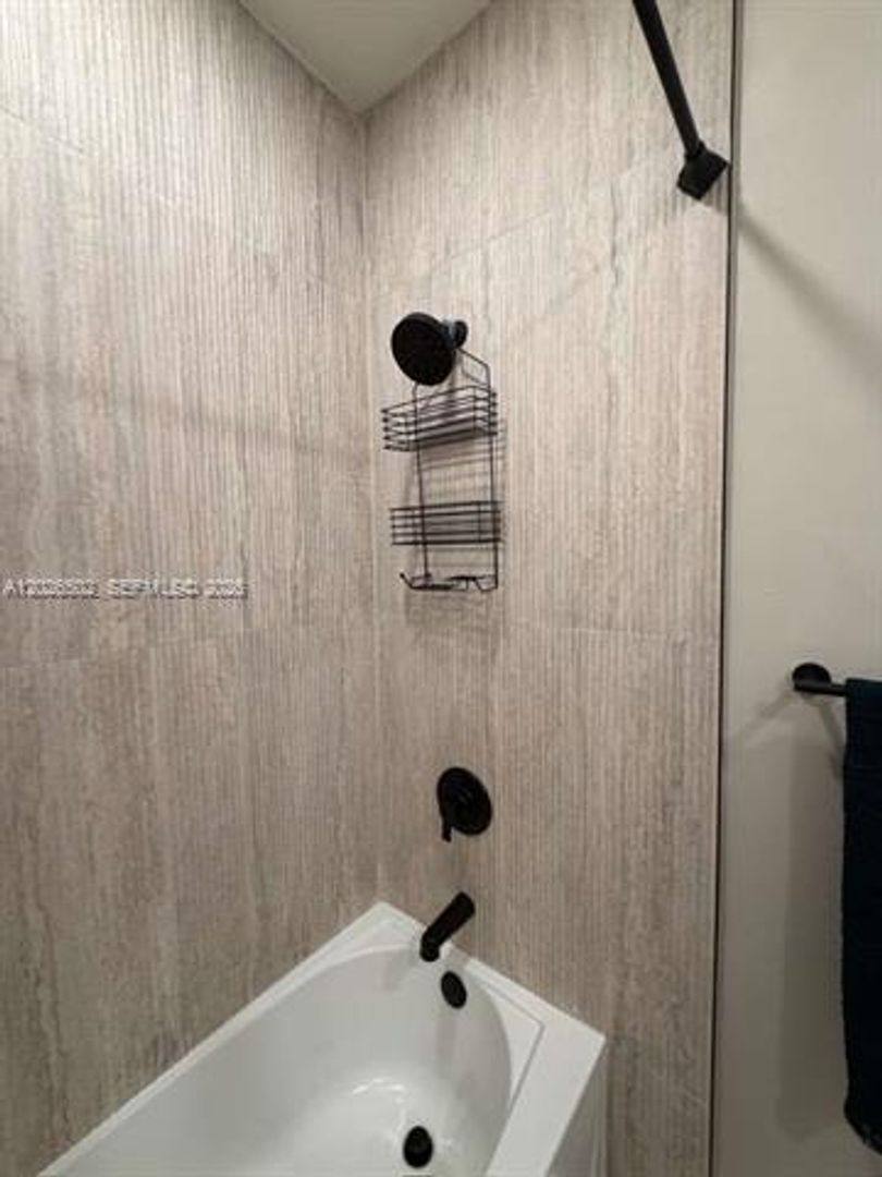 Townhouse for rent at 3332 W 108th St, Hialeah, FL 33018