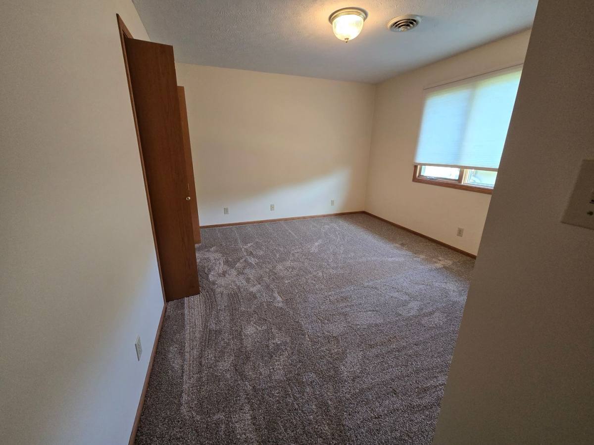 Apartment for rent at 1101 Brentwood Ave, Hastings, NE 68901