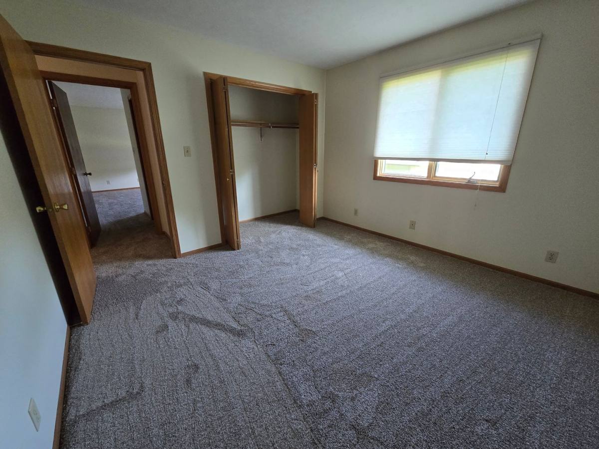 Apartment for rent at 1101 Brentwood Ave, Hastings, NE 68901