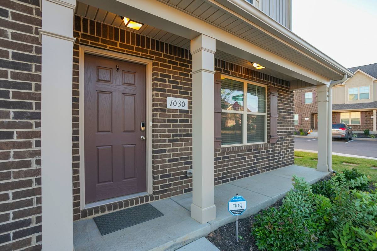 Townhouse for rent at 1030 Leadville Dr, Smyrna, TN 37167