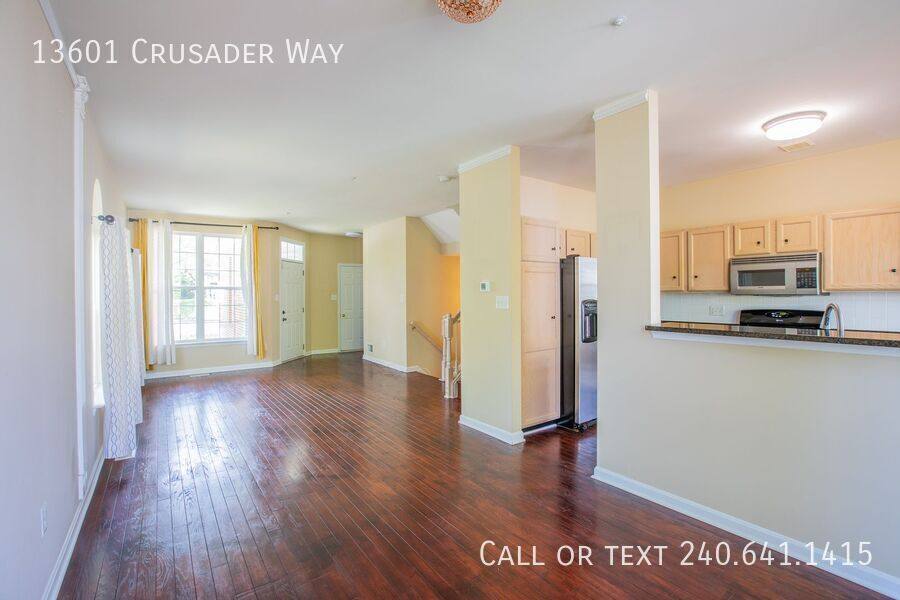 Townhouse for rent at 13601 Crusader Way, Germantown, MD 20874