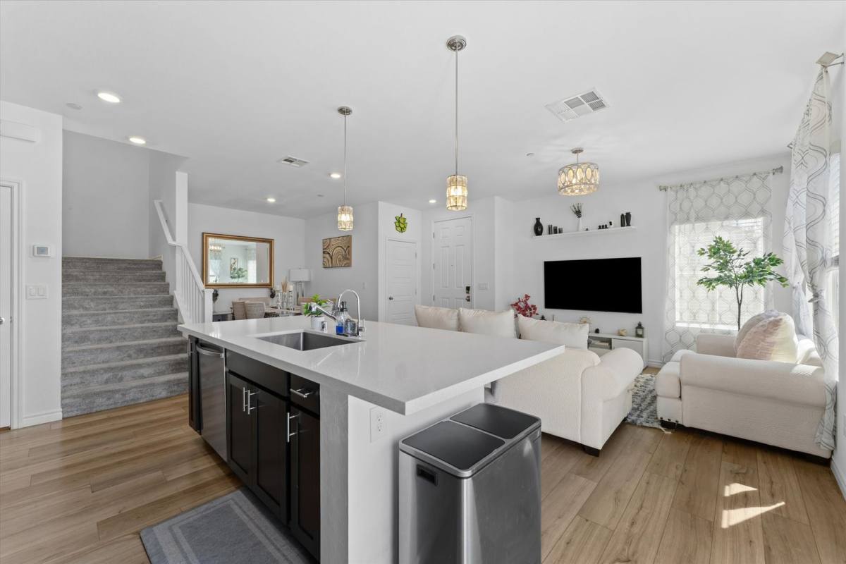 House for rent at 237 Callen Falls #2011, Henderson, NV 89011